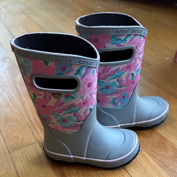 Bogs Kids' Floral Boots - Gray and Pink - Picture 1 of 3